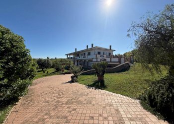 Casa all\'aperto - Villa via delle Magnolie, Pomezia - foto 52