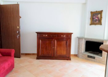 Soggiorno - Trilocale VIA BOLZANO
 
200, Ardea - foto 4