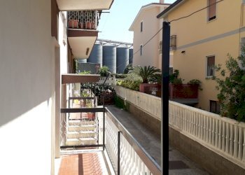 Balcone - Bilocale Via Recanati, Pomezia - foto 16