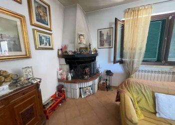 Soggiorno - Villa a Schiera Via Moschiano, Roma - foto 6