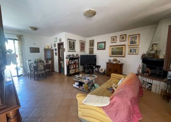 Sala da pranzo - Villa a Schiera Via Moschiano, Roma - foto 7