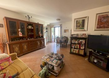 Soggiorno - Villa a Schiera Via Moschiano, Roma - foto 8