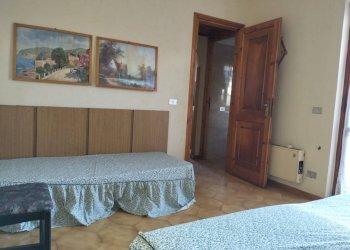 Camera / camera da letto - Villa via Arezzo, Ardea - foto 24