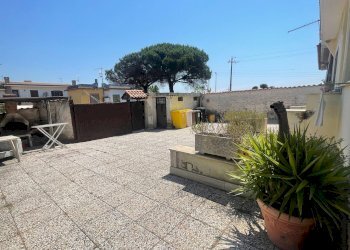 Terrazza - Appartamento Via Mar Ligure, Pomezia - foto 4