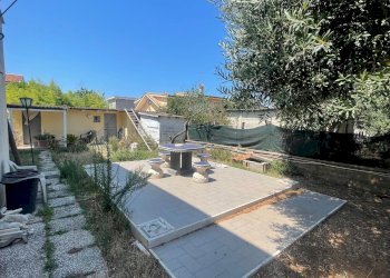 Terrazza - Appartamento Via Mar Ligure, Pomezia - foto 5