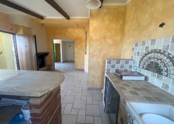 Cucina - Appartamento Via Mar Ligure, Pomezia - foto 12