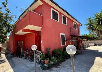 Casa all\'aperto - Villa via serio, Aprilia - foto 1