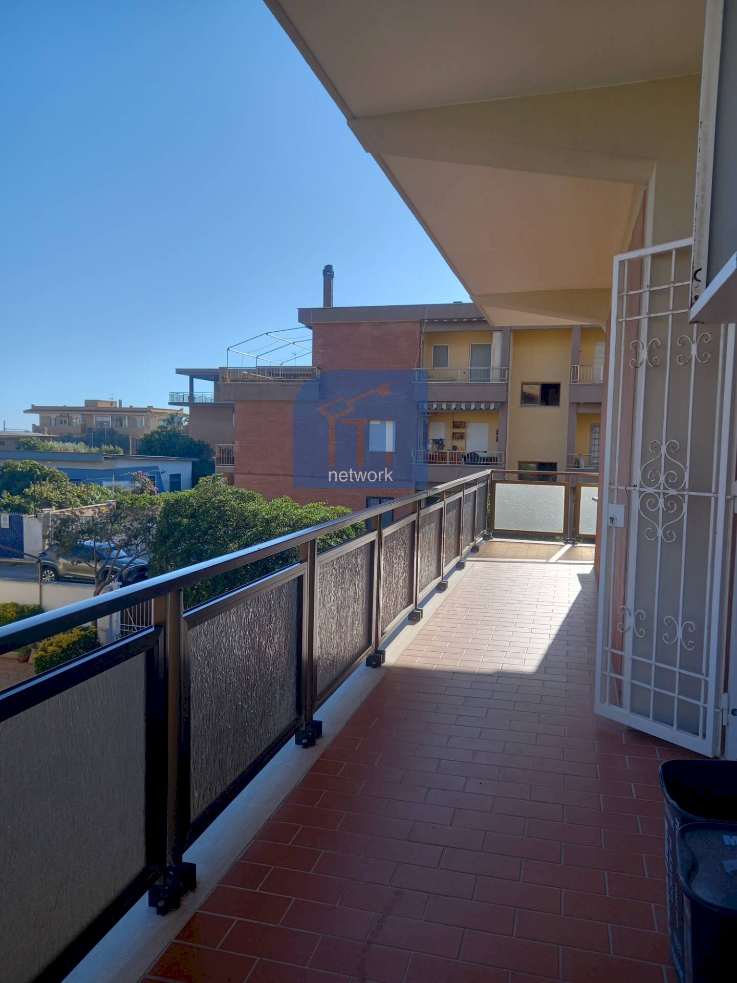 terrazzo - Three-room apartment via Rumenia, Pomezia - photo 3