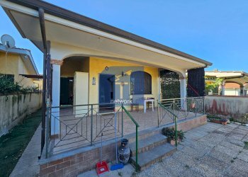 esterno - Villa via degli abeti, Ardea - foto 28