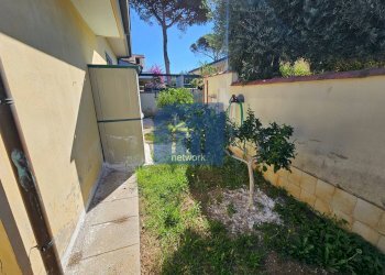 giardino - Villa via degli abeti, Ardea - foto 30