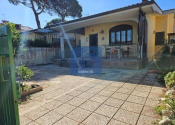 giardino - Villa via degli abeti, Ardea - foto 33