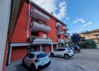 Foto 3 - Four-room apartment VIA SALVADOR ALLENDE
 
2, Deruta - photo 3