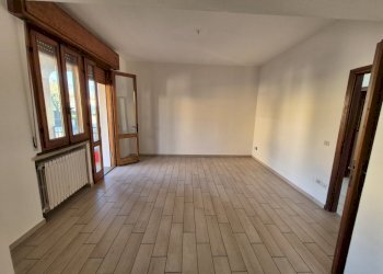 20251129_092900.jpg - Villetta Via riccione, Santarcangelo di Romagna - foto 2