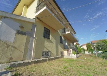 DSC00392.jpg - Villetta Via riccione, Santarcangelo di Romagna - foto 15