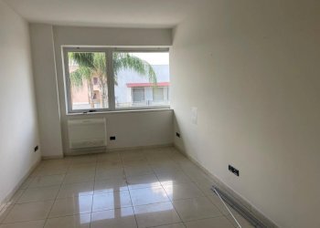 WhatsApp Image 2025-10-19 at 19.19.08 (2).jpeg - Capannone Scordia - foto 14