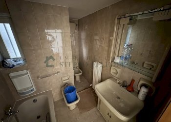 IMG_8988.JPG - Trilocale VIA CRISANZIO  176, Bari - foto 23