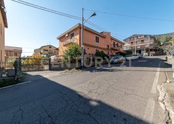 DSC07199.jpg - Casa indipendente Via Cassone 39 D, Zafferana Etnea - foto 2