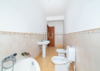 DSC07233.jpg - Casa indipendente Via Cassone 39 D, Zafferana Etnea - foto 20