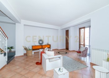 DSC07261.jpg - Casa indipendente Via Cassone 39 D, Zafferana Etnea - foto 6