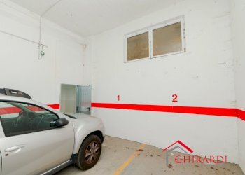 1.1 INGRESSO.jpg - Magazzino VIA CHIARAVAGNA  18R, Genova - foto 4