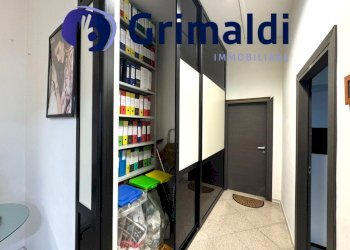 image00005.jpeg - Ufficio Napoli - foto 4