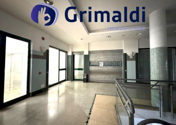 image00010.jpeg - Ufficio Napoli - foto 6