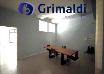 image00007.jpeg - Ufficio Napoli - foto 11