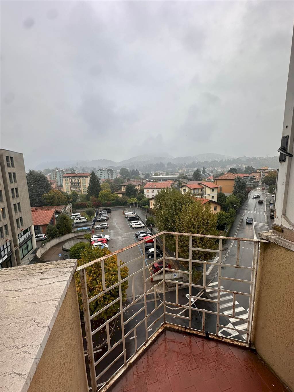 Three-room apartment VIA ADUA 1, Erba - photo 3