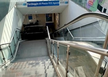 Posto Auto Piazza XIII Agosto, Bologna (zona Centro Storico) - foto 3