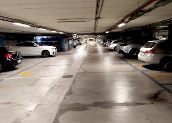 Posto Auto Piazza XIII Agosto, Bologna (zona Centro Storico) - foto 6