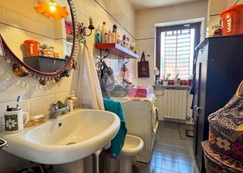 Two-room apartment Via Torino, La Cassa - photo 17