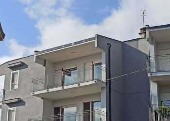 Appartamento Viale Vittorio Veneto, Carrù - foto 1