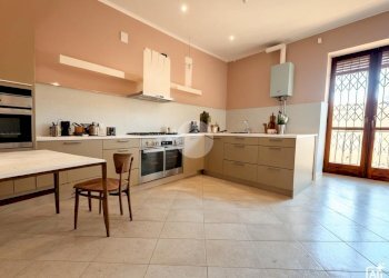 Three-room apartment Via galimberti, Orbassano - photo 1