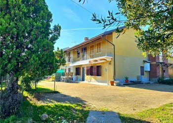 Semi-detached house Via torino, Fiano - photo 2