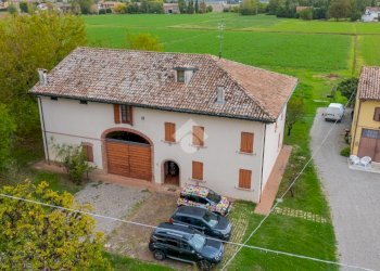 Casa indipendente Via Grande, Poviglio - foto 1