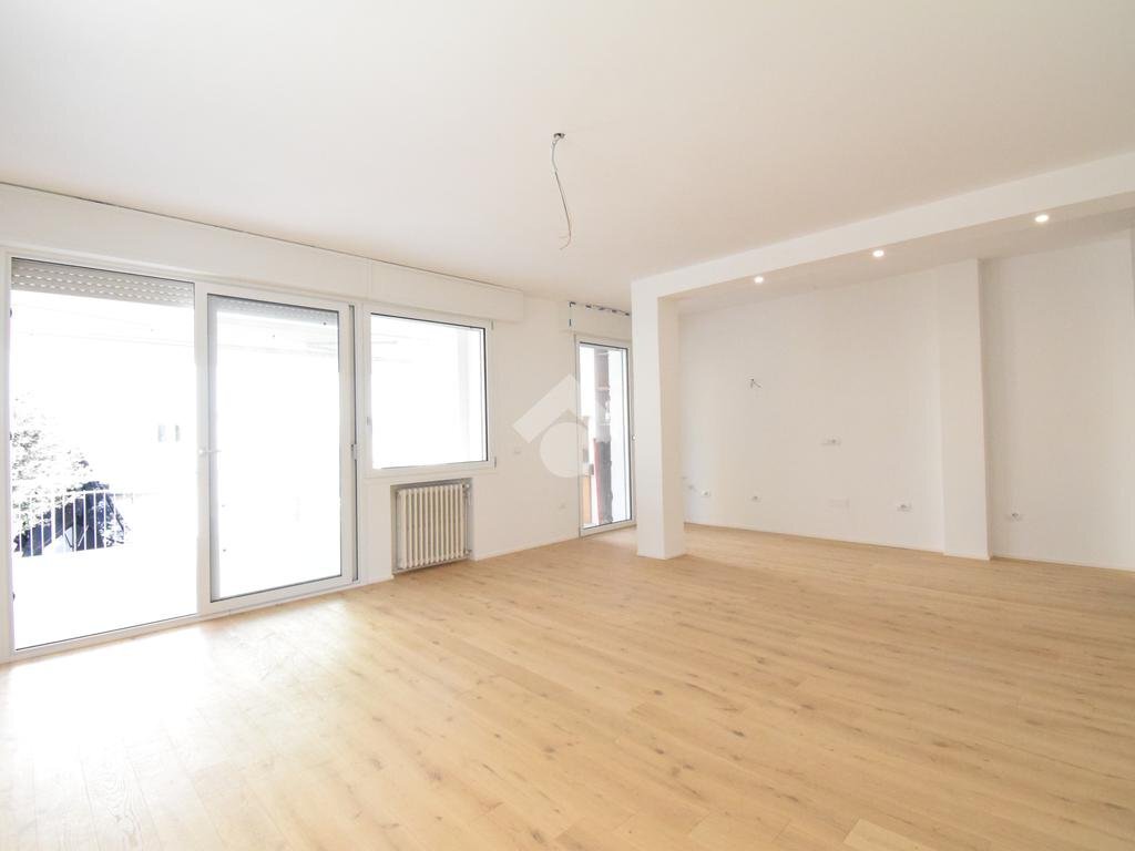 Quadrilocale Viale Dante, Riccione - foto 3