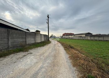 Capannone Via XXV Aprile, Galliate - foto 25