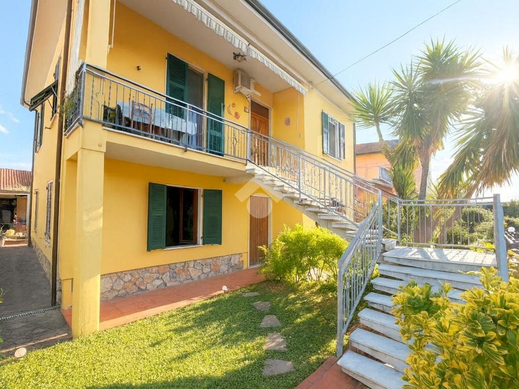 Casa indipendente Via Mario Giannini, Santo Stefano di Magra - foto 1