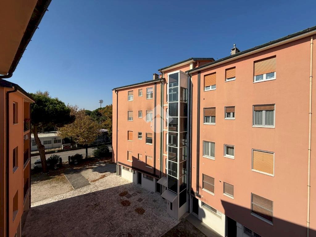 Three-room apartment Viale Gastone Sozzi, Cesenatico - photo 1