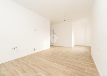 Trilocale Via Cortina D'Ampezzo, Milano (zona Vigentino) - foto 5