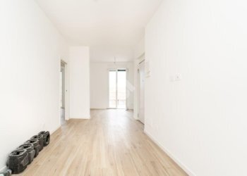 Trilocale Via Cortina D'Ampezzo, Milano (zona Vigentino) - foto 3