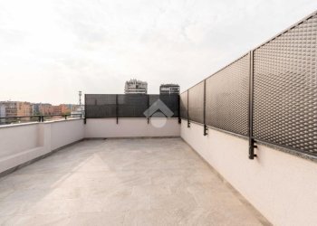 Trilocale Via Cortina D'Ampezzo, Milano (zona Vigentino) - foto 1