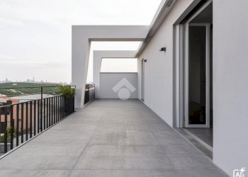 Trilocale Via Cortina D'Ampezzo, Milano (zona Vigentino) - foto 3