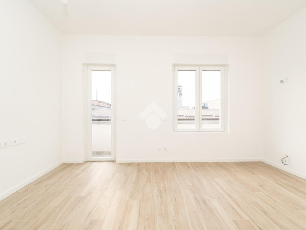 Two-room apartment Via Cortina D'Ampezzo, Milano (neighborhood Vigentino) - photo 1
