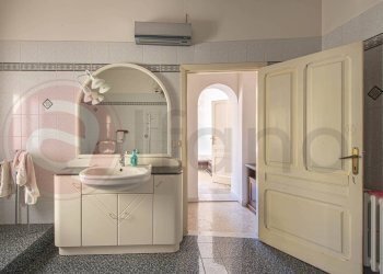 Foto 46 - Hotel Corso Lucio Munazio Planco
 
1, Atina - foto 46