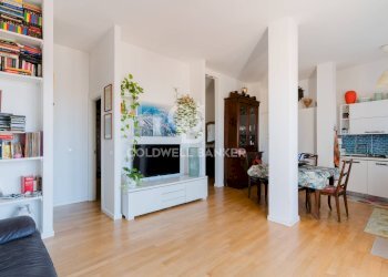 Foto 2 - Trilocale Via Cesare Battisti
 
11, Brindisi - foto 2