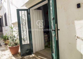 Foto 2 - Casa indipendente Vico Ruggero Bacone
 
4, Ostuni - foto 2