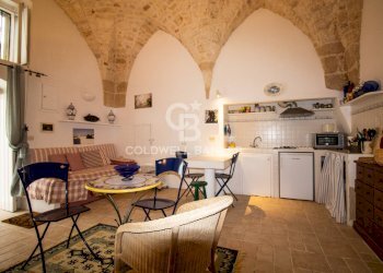 Foto 10 - Casa indipendente Vico Ruggero Bacone
 
4, Ostuni - foto 10