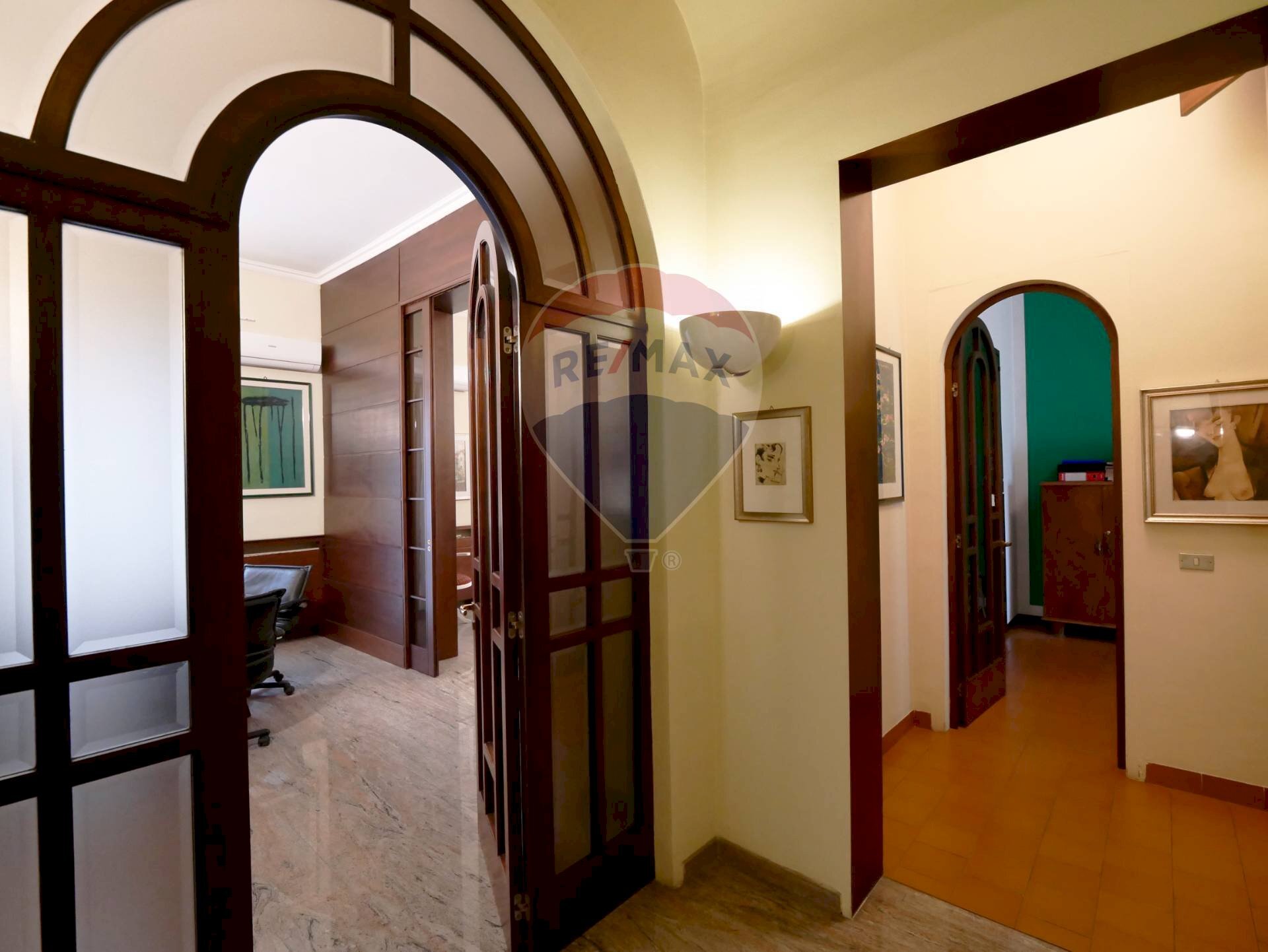 Hall / corridoio - Quadrilocale Via Pietro Ravanas
 
228, Bari - foto 2