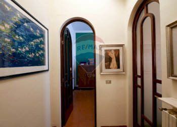 Hall / corridoio - Quadrilocale Via Pietro Ravanas
 
228, Bari - foto 10